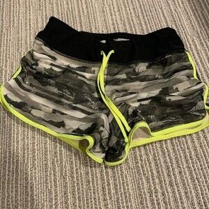 Black and grey Avia small lined running shorts
